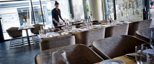 �Serverer god mat i rikelige posjoner til sympatiske priser�