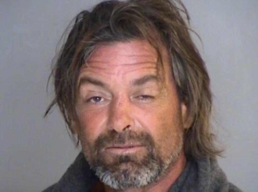 FANT EN HALV MILLION I PARKEN: Timothy Yost skulle bare vaske f�ttene sine i en park i Bastrop i Texas da han oppdaget en plastpose full av penger. Foto: Politiet