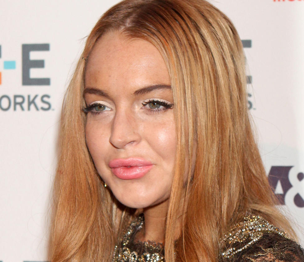  INN OG UT AV REHAB:  Lindsay Lohan, som en gang var en lovende barnestjerne, har de siste �rene slitt med alkohol- og stoffmisbruk. Foto: Stella Pictures