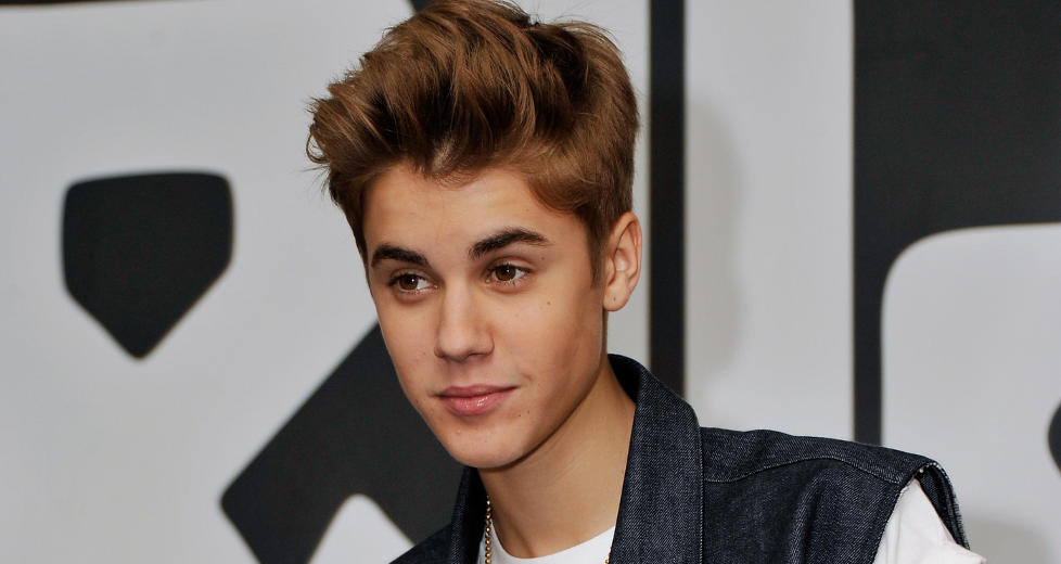 JESUS?: Justin Bieber synes at han h�res ut som en miks av Fergie og Jesus. Foto: Stephen Lovekin / Getty Images / NTB Scanpix