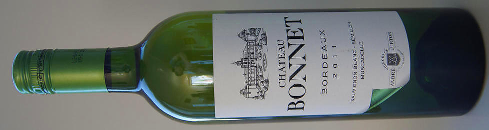 AROMABOMBE: Chateau Bonnet er en frisk og tiltalende hvitvin fra kongen av hvite bordeauxviner, Andr� Lurton. Dette er 2011-�rgangen.