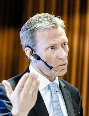 �Schibsted vil ikle seg hvit rustning, og forsvare det hellige mangfoldet i norsk media helt p� egenh�nd.�