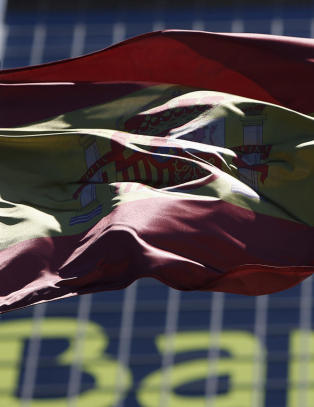 Spania ber formelt om hjelp til � redde bankene