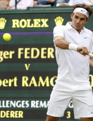 Federer og Djokovic lett videre