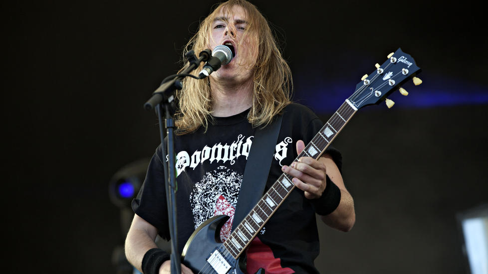 BRA FYR: Ole Gaard og hans Overthrow kan g� en lysende metalfremtid i m�te. Hovekonserten beviste at gjengen b�de kan live- og l�tskriverfaget. Foto: Anders Gr�nneberg/ Dagbladet