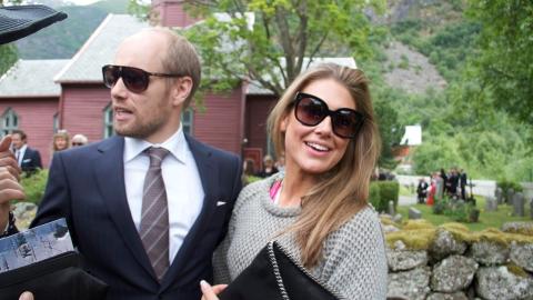  INVITERT:  Det nyforlovede paret Aksel Hennie og Tone Damli har f�tt invitasjon til etterfesten. Foto: H�vard Nesb�/�rjan Talle