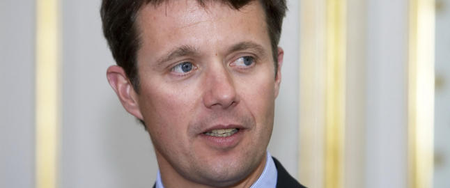 Danske kronprins Frederik advarer ungdom mot reality