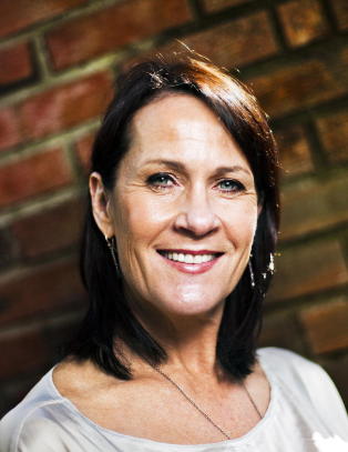 - Romfolkdebatten viser hvor skremt vi blir n�r fattigdommen kommer n�r oss