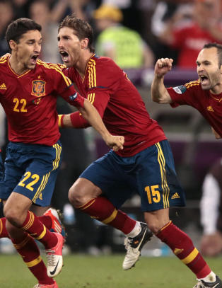 Ramos kopierte Pirlo da Spania gikk til EM-finale ved straffer
