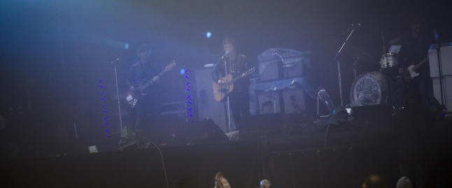 Noel Gallagher kom, spilte og stakk