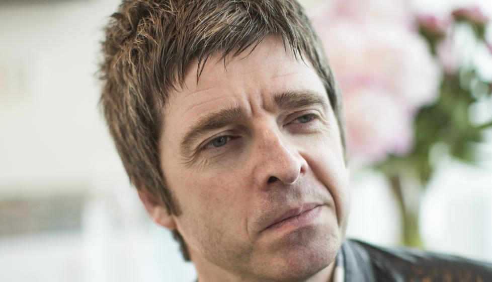 NYTT KAPITTEL: Oasis er historie. Men de fam�se l�tene Noel Gallagher (45) skrev da han var med i gruppa lever videre, og blir med ham og Noel Gallagher's High Flying Birds p� scenen. Foto: Sondre Steen Holvik / Dagbladet