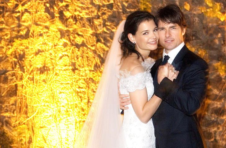 SLOTTSBRYLLUP: Tom Cruise og Katie Holmes giftet seg p� et slott i italienske Bracciano i 2006. N� er ekteskapet over. Foto: Stella Pictures
