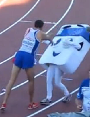 Dytta maskoten etter EM-gull