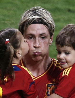 -- Heller s�te pappaer enn k�te primadonnaer