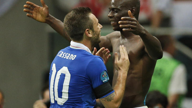 HELT: Mario Balotelli hadde et godt EM, og scoret blant annet to mål mot Tyskland. Foto: AP Photo/Michael Sohn HELT: Mario Balotelli hadde et godt EM, og scoret blant annet to mål mot Tyskland. Foto: AP Photo/Michael Sohn