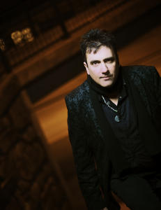 Musikalsk oppgj�r med sektbakgrunn