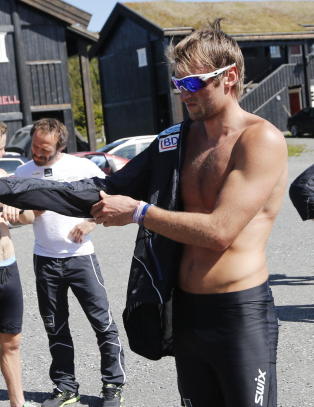 Northug skrev under historisk avtale med landslaget