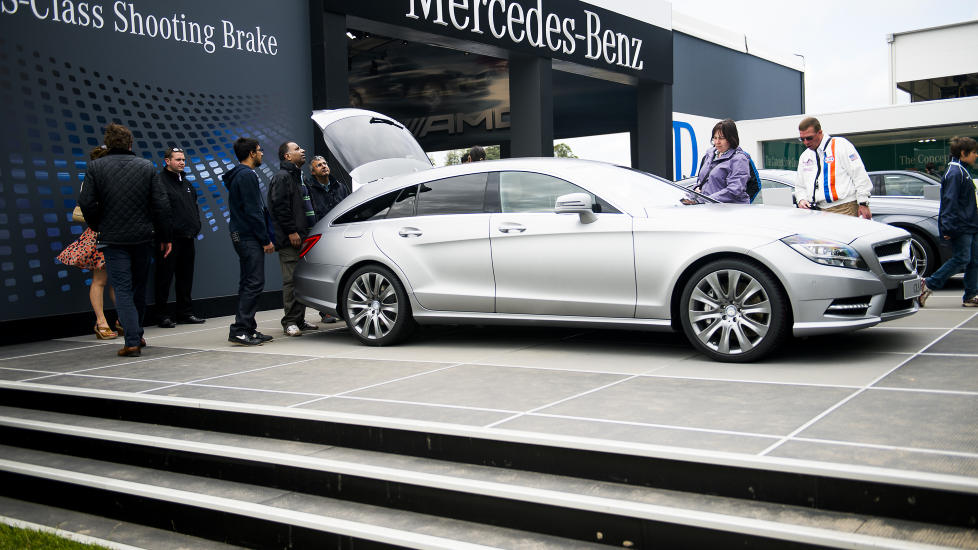 P� GOODWOOD: Denne �stasjonsvogna� kommer n� i ADHD-variant fra AMG. En skikkelig M5-killer med bagasjeplass. Foto: H�KON EIKESDAL