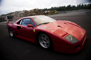 FORFADEREN: Etter denne kom F50, s� kom Enzo. Neste �r er det duket for nummer fire av �Superferrariene�. Nummer fem om man teller med 288 GTO.