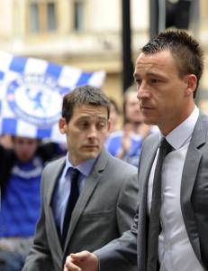 Terry-frifinnelse m�tt med jubel p� tilh�rerbenken