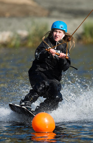 VM-ANLEGG: I 2014 skal det arrangeres VM i wakeboard i Norsj� kabelpark, med blant annet Nora Andersen (14) p� startstreken. Foto: ROGER BRENDHAGEN