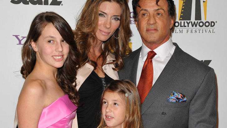 S�RGER: Sage Stallone etterlater seg to s�stre, pappa Sylvester og mamma Sasha. Foto: Stella Pictures
