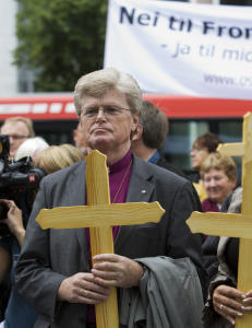 Biskop tilbyr romfolket sin hageplass