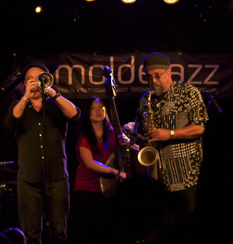 INSPIRERTE:  Dave Douglas, Linda Oh og Joe Lovano. FOTO: TERJE MOSNES/DAGBLADET