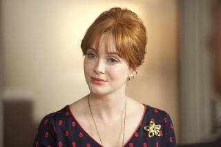 ER BLITT �STOR�: Skuespilleren har blitt superstjerne etter � ha spilt rollen som Joan Holloway i suksesserien �Mad Men�. Foto: Hordin Althaus/AP/AMC/Scanpix.