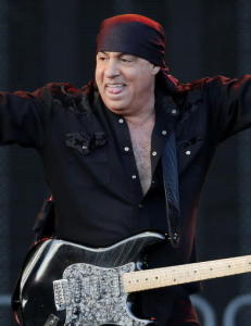 Lunsj med Jens, frokost med Trond