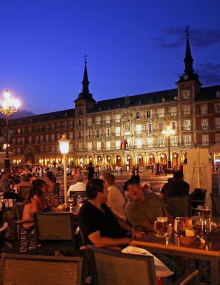 Pengefest for ferierende nordmenn