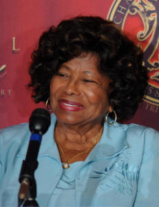 Katherine Jackson f�r likevel delt omsorgsrett
