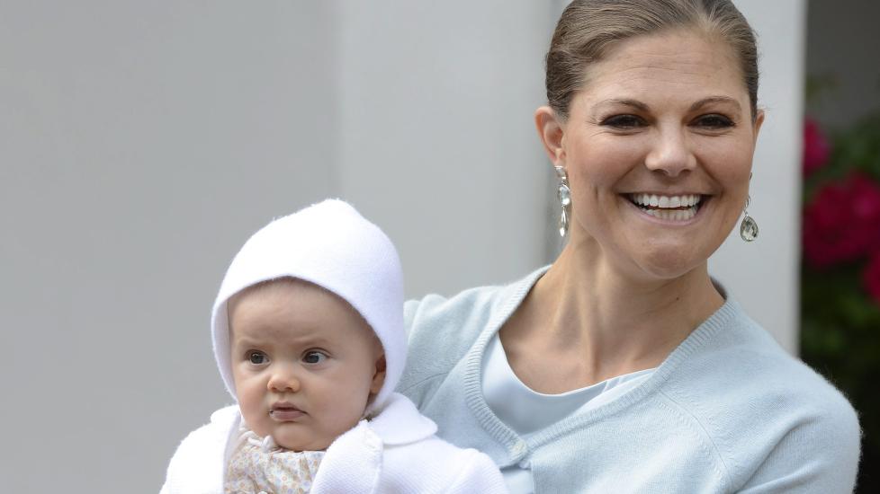 MAMMALYKKE: Kronprinsesse Victoria dropper OL i London for � v�re hjemme med sin fem m�neder gamle datter. Foto: Mikael Fritzon/ EPA / Scanpix