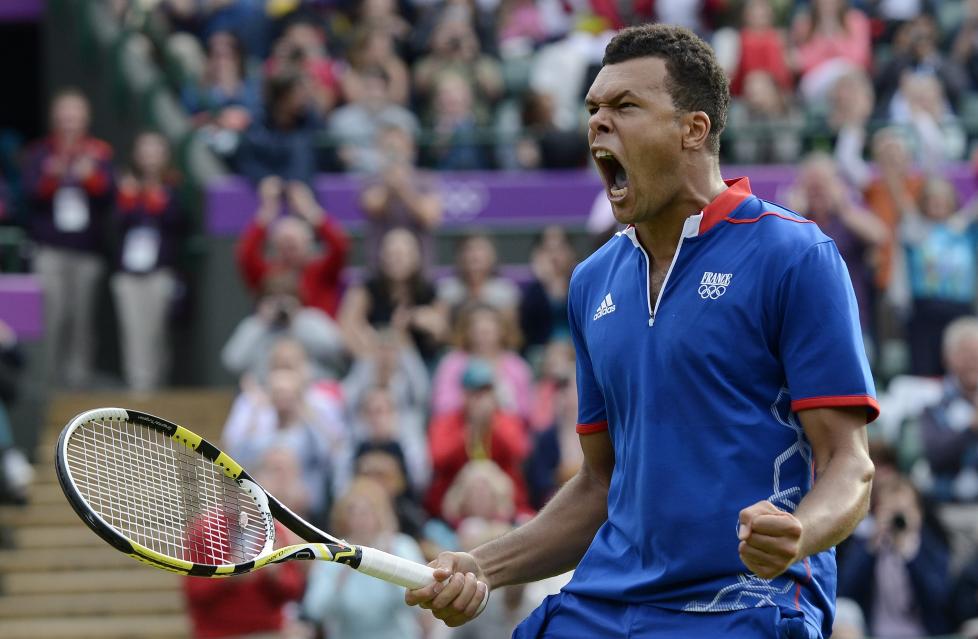 GLEDESUTBRUDD: S� glad ble Jo-Wilfried Tsonga etter � ha nedkjempet canadiske Milos Raonic i tidenes lengste OL-kamp i Tennis. Foto: ANDY RAIN/EPA/NTB scanpix