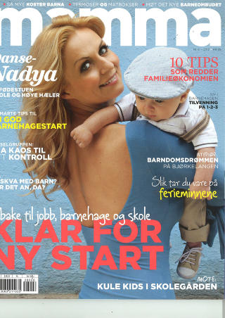 FORTELLER OM F�DSELEN: Det er i en utgave av magasinet Mamma at Nadya Khamitskaya forteller om det nye livet som sm�barnsmor. Foto: Faksimile