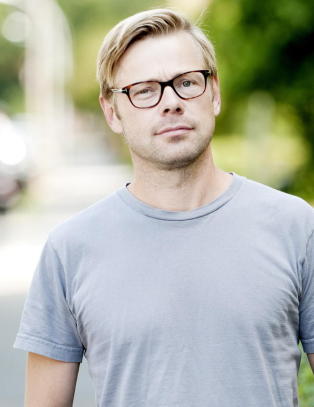 Les utdrag fra Henrik Langelands nye roman