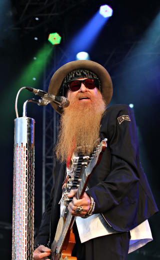 KUL GITARHELT:  ZZ Tops Billy Gibbons p� Notodden i kveld. Foto: Bj�rn-Owe Holmberg / Dagbladet