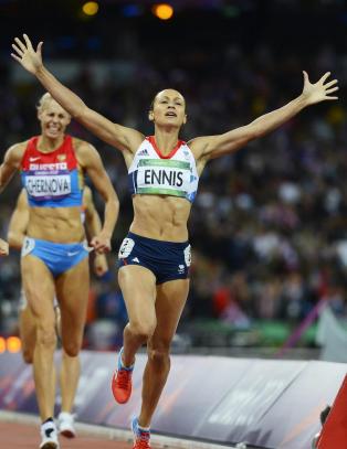 Ennis fikk taket til å løfte seg på Olympiastadion