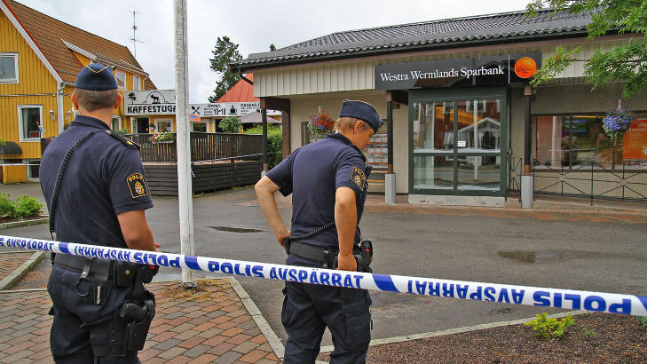 SLO TIL MOT SPAREBANK: Det var Westra Wermlands Sparbanks filial i Töcksfors som ble offer for ranet. Foto: BENGT ANDERSSON / NTB SCANPIX SLO TIL MOT SPAREBANK: Det var Westra Wermlands Sparbanks filial i Töcksfors som ble offer for ranet. Foto: BENGT ANDERSSON / NTB SCANPIX