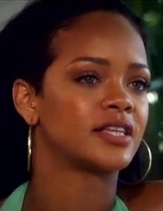 Her tar superstjerna Rihanna (24) til tårene i nytt intervju