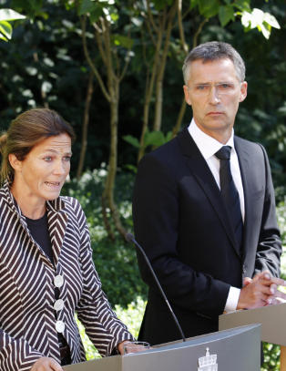 Jens Stoltenberg ble varslet av Grande Røys