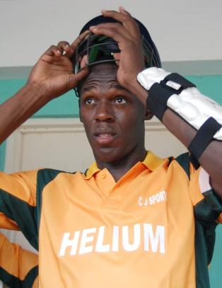 N� vil Bolt bli cricketstjerne