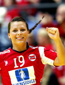 -Jeg har allerede lagt frem shortsen, og drakta er nystr�ket