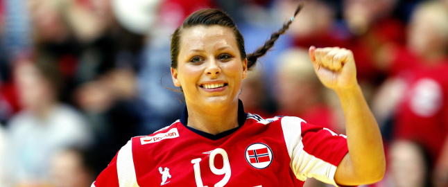 -Jeg har allerede lagt frem shortsen, og drakta er nystr�ket