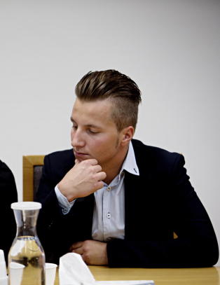 - Slik jeg kjenner Adrian, vil han ikke utøve vold igjen