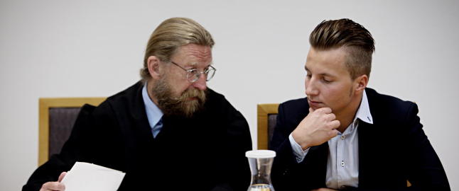 - Slik jeg kjenner Adrian, vil han ikke utøve vold igjen