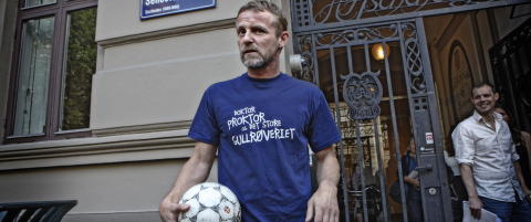 Jo Nesbø skjermer ikke barn mot brutalitet