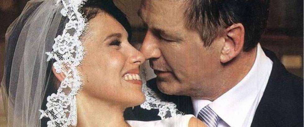 Her gifter Alec Baldwin seg med sin 26 år yngre kjæreste