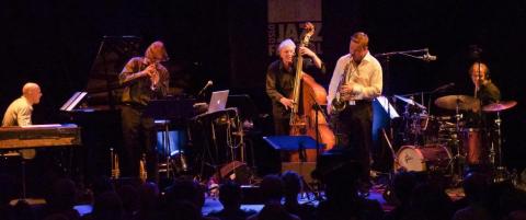 Stor kveld med stort band