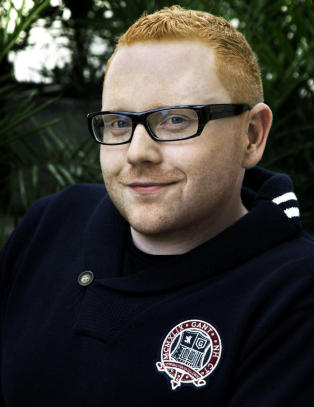 Jan-Erik Fjell gaper over litt for mye i ny bok